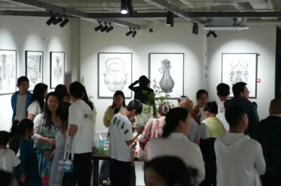 楚韻新繪 當千年文物在當代藝術(shù)中重生——記“荊楚文物躍然紙上”學(xué)生交流活動